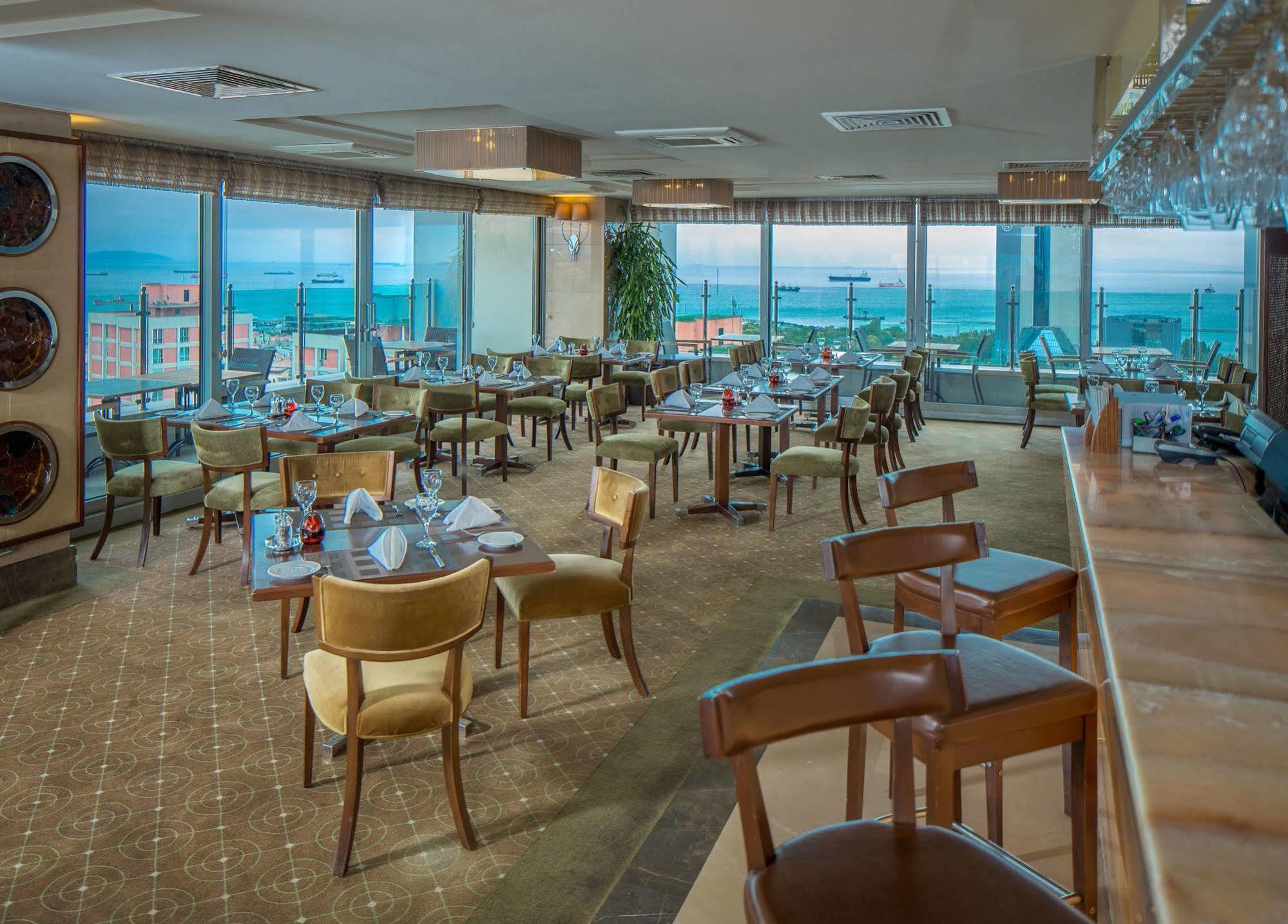 Titanic Port Bakirkoy Hotel Istambul